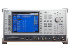 回收安立MT8820C无线电通信分析仪